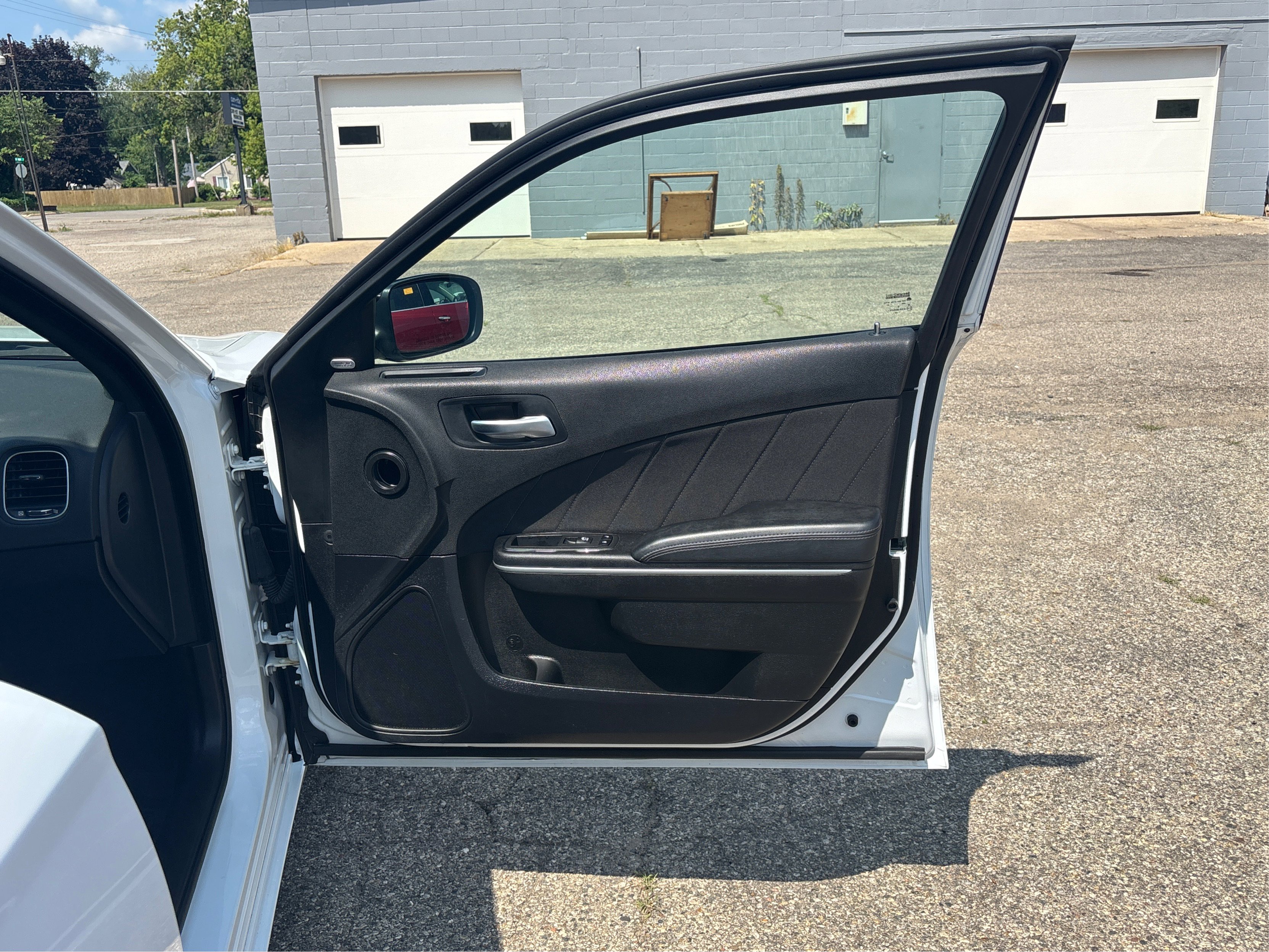 Used 2023 Dodge Charger SXT image 23