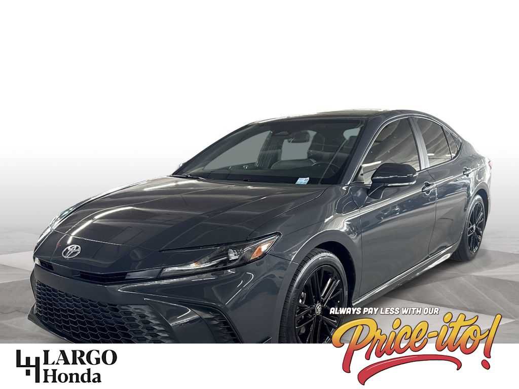 Used 2025 Toyota Camry SE