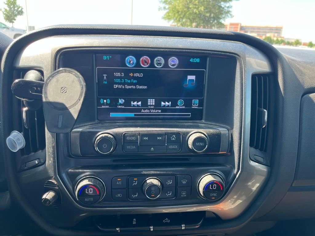 Used 2018 Chevrolet Silverado 1500 LT w/ All Star Edition RWD image 10
