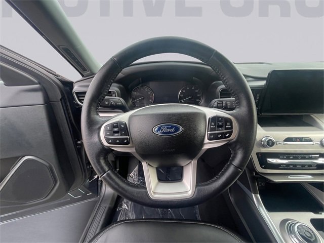 Used 2023 Ford Explorer XLT w/ Equipment Group 202A image 13