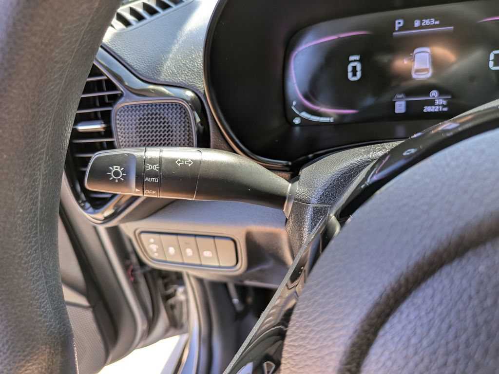 Certified 2023 Kia Soul S FWD image 30