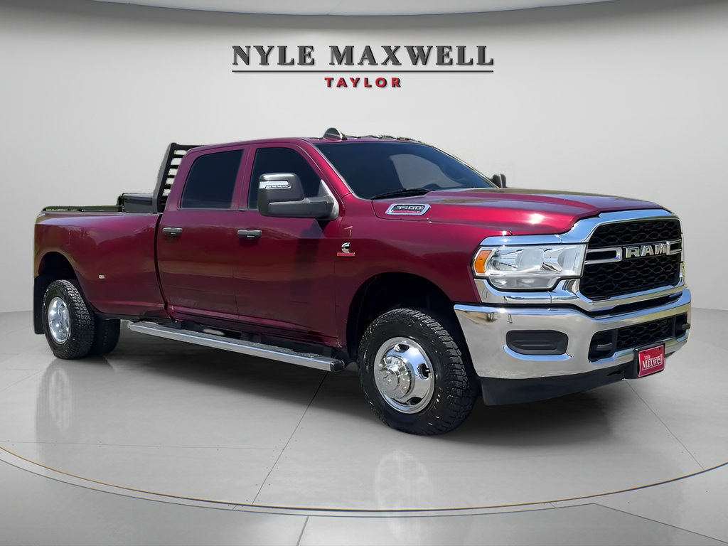 Used 2023 RAM 3500 Tradesman AWD/4WD image 3