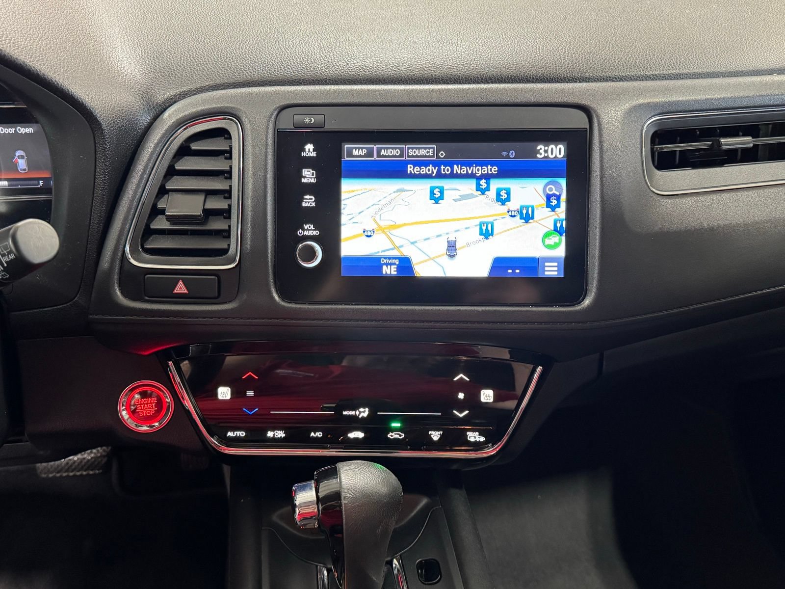 Used 2020 Honda HR-V Touring image 27