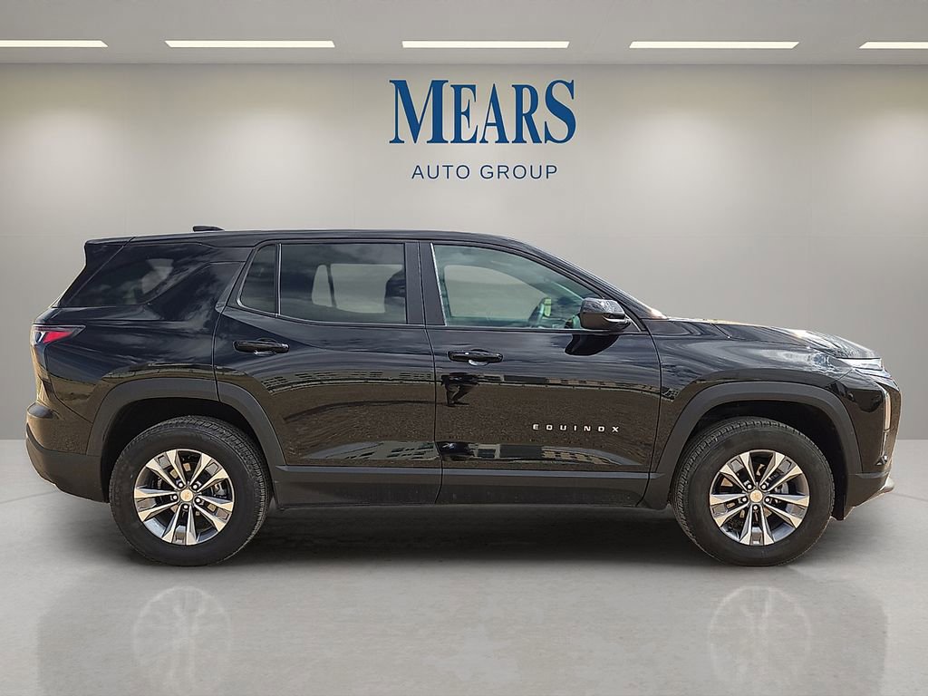 Used 2025 Chevrolet Equinox LT AWD/4WD image 6