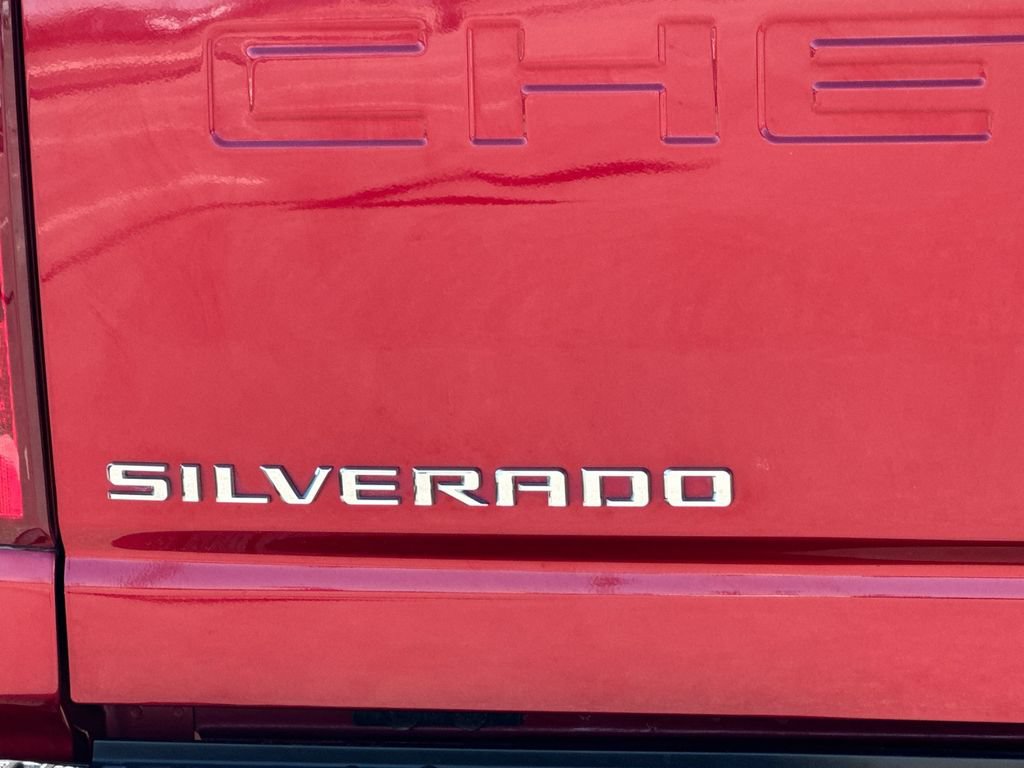 Used 2024 Chevrolet Silverado 2500 LT RWD image 31
