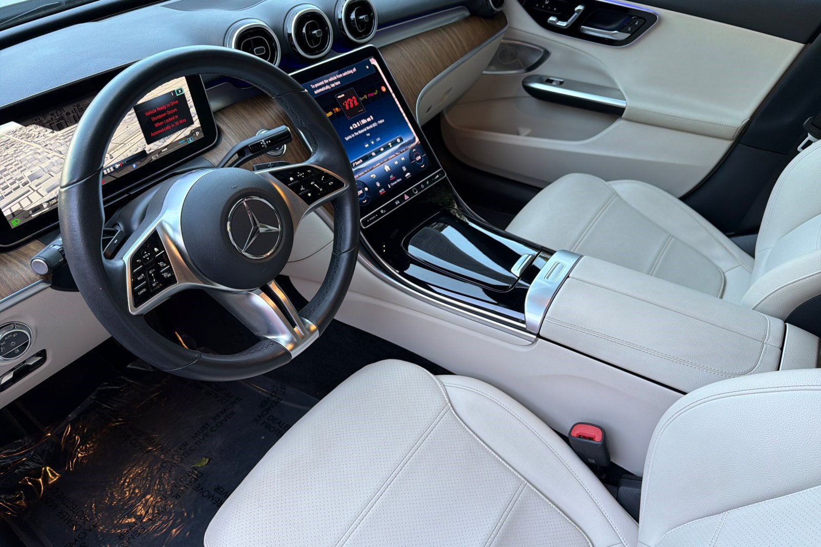 Used 2024 Mercedes-Benz C 300 Sedan image 4