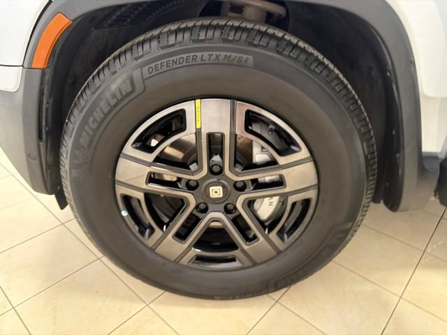 Used 2023 Rivian R1T Adventure Dual AWD/4WD image 32