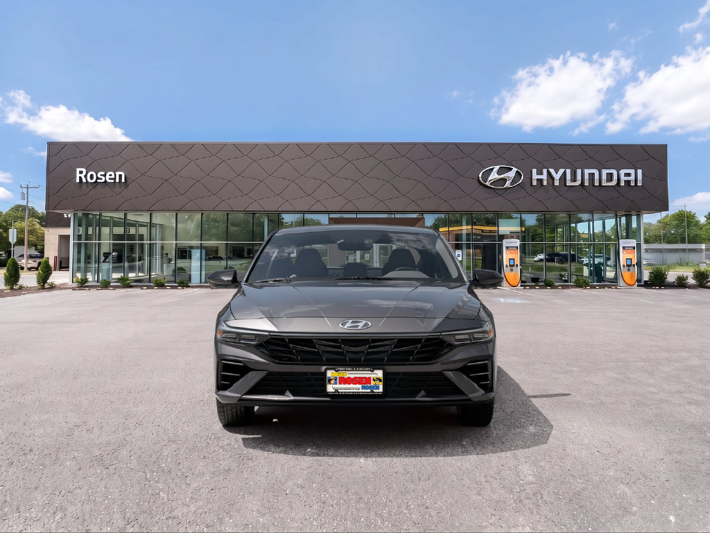 New 2026 Hyundai Elantra SEL Sport FWD image 2