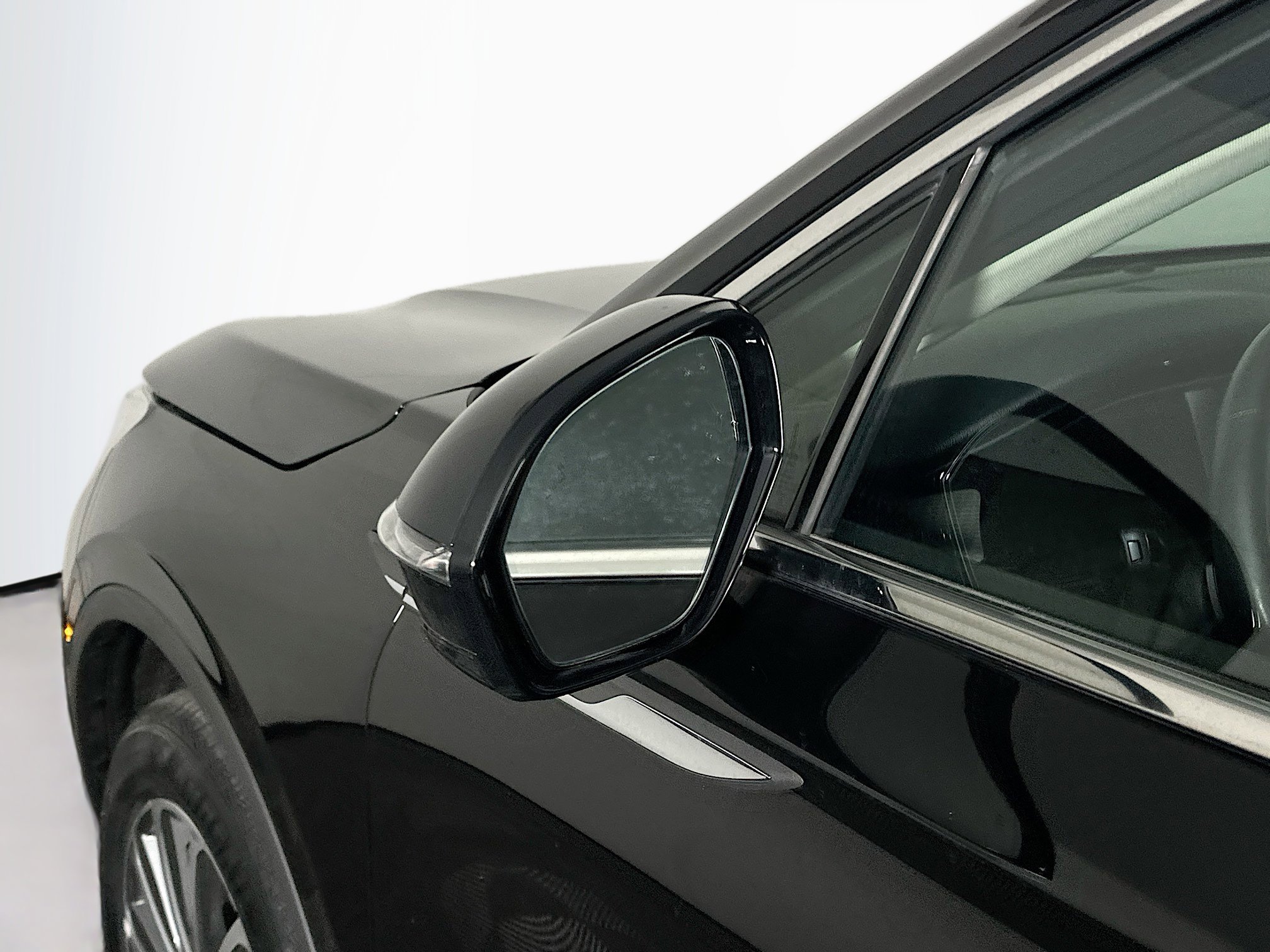 Used 2024 Lincoln Corsair Reserve w/ Equipment Group 201A image 16