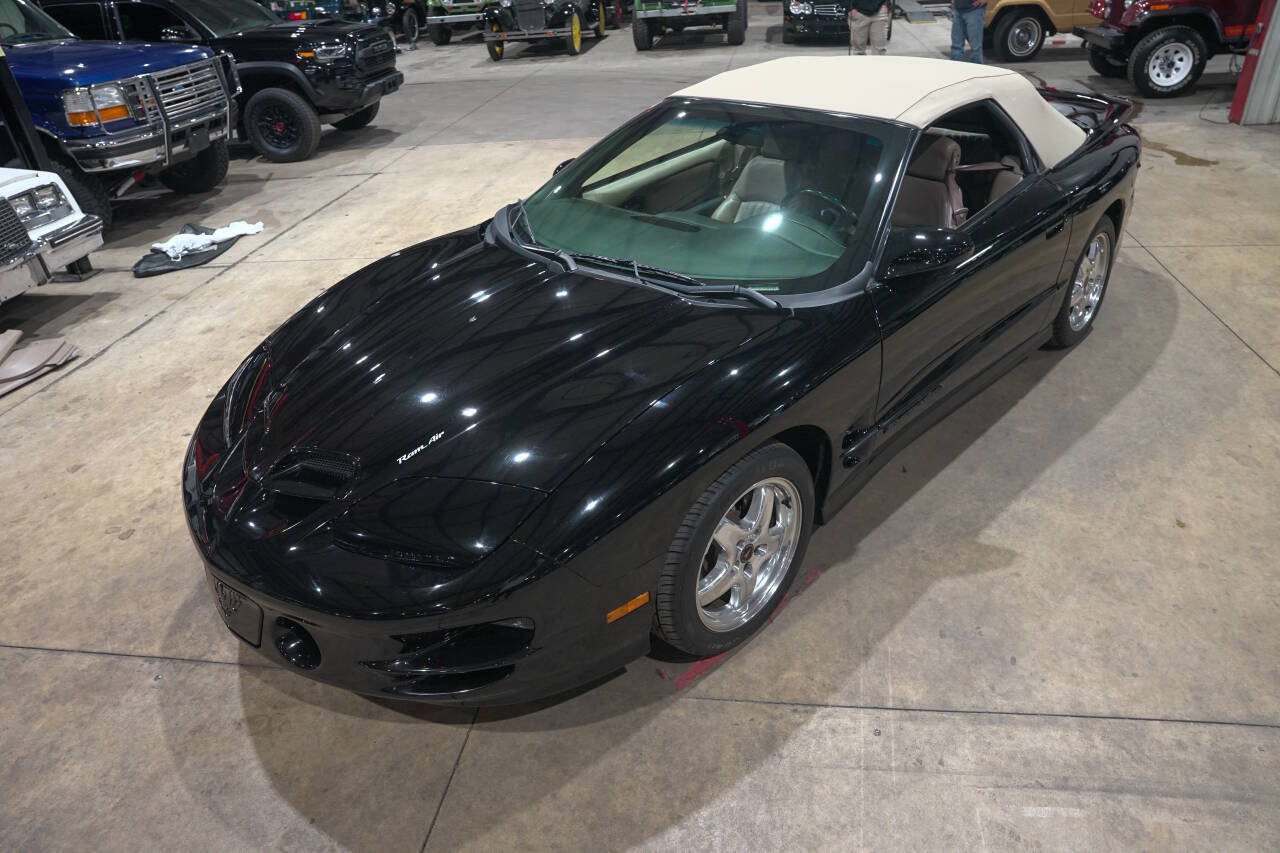 Used 2001 Pontiac Firebird Trans Am RWD image 31