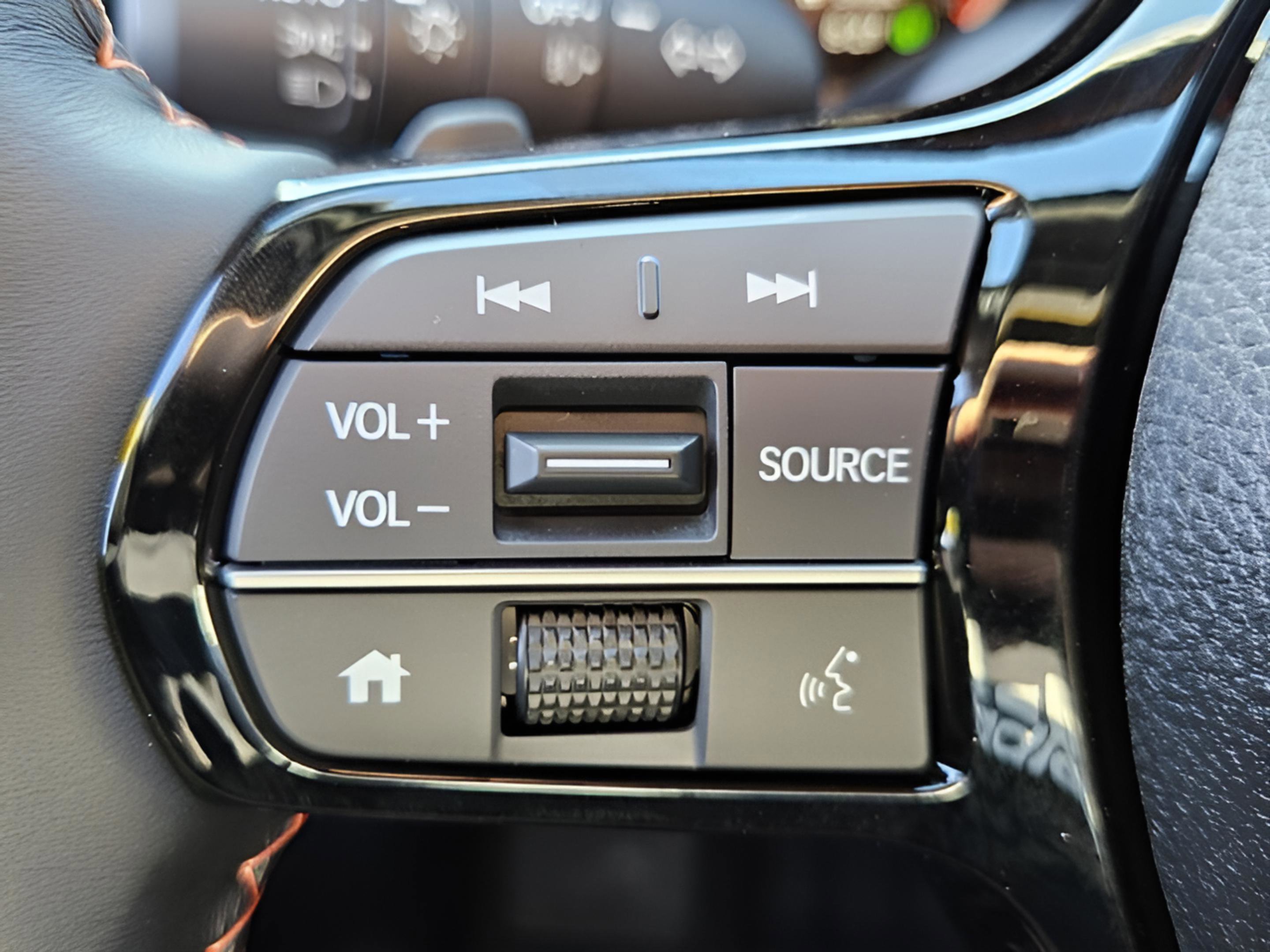 New 2025 Honda Pilot Sport image 18