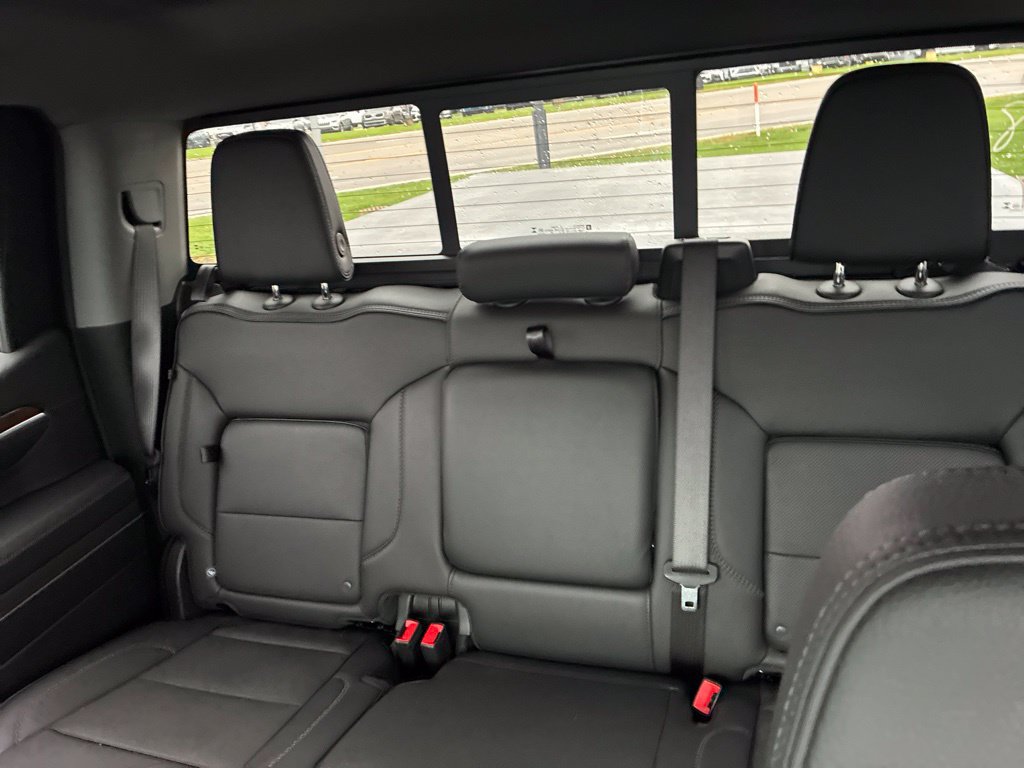 Used 2026 GMC Sierra 1500 Denali AWD/4WD image 13