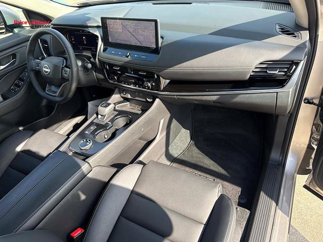 Certified 2025 Nissan Rogue SL AWD/4WD image 11