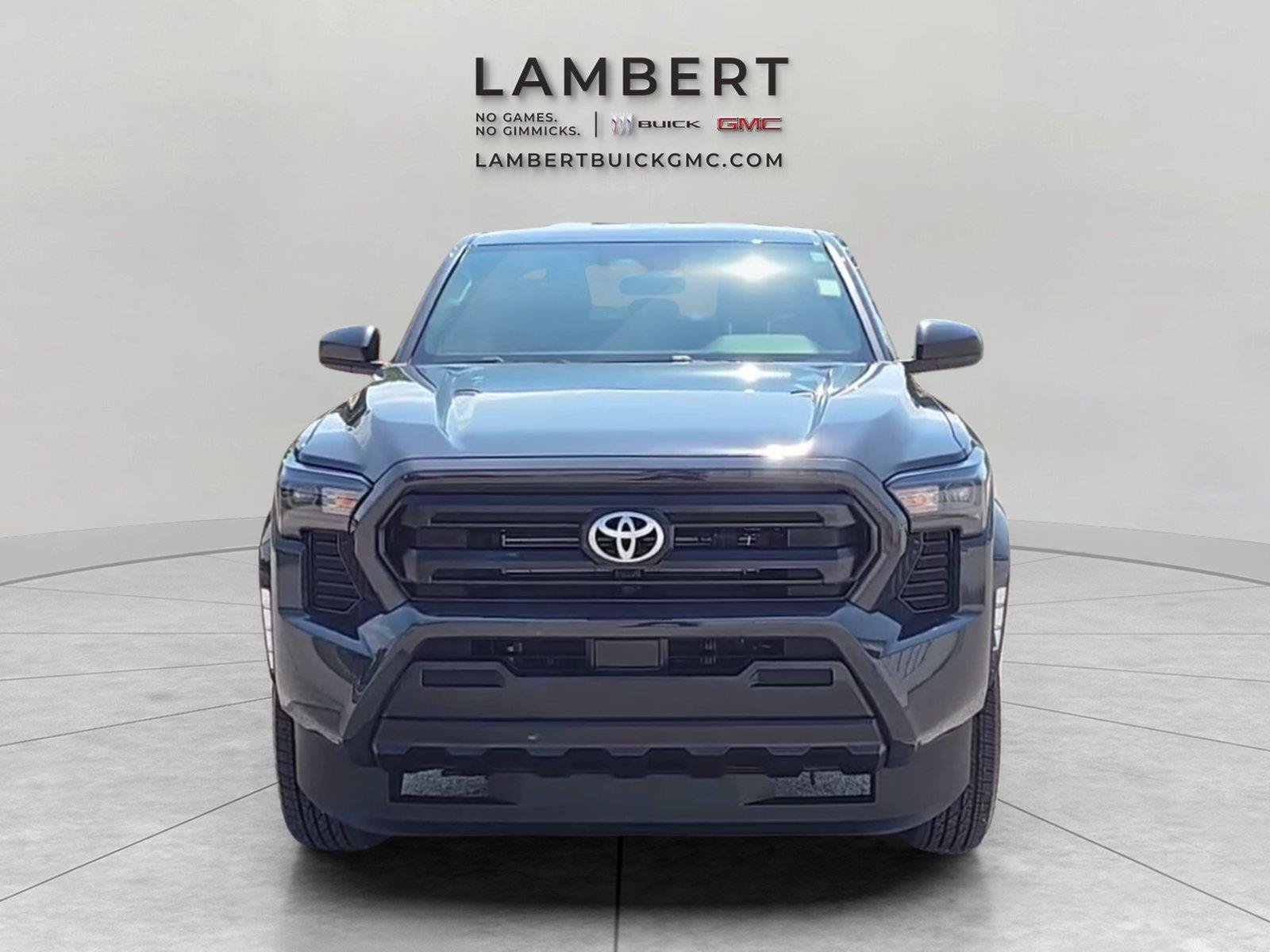 Used 2024 Toyota Tacoma SR AWD/4WD image 8