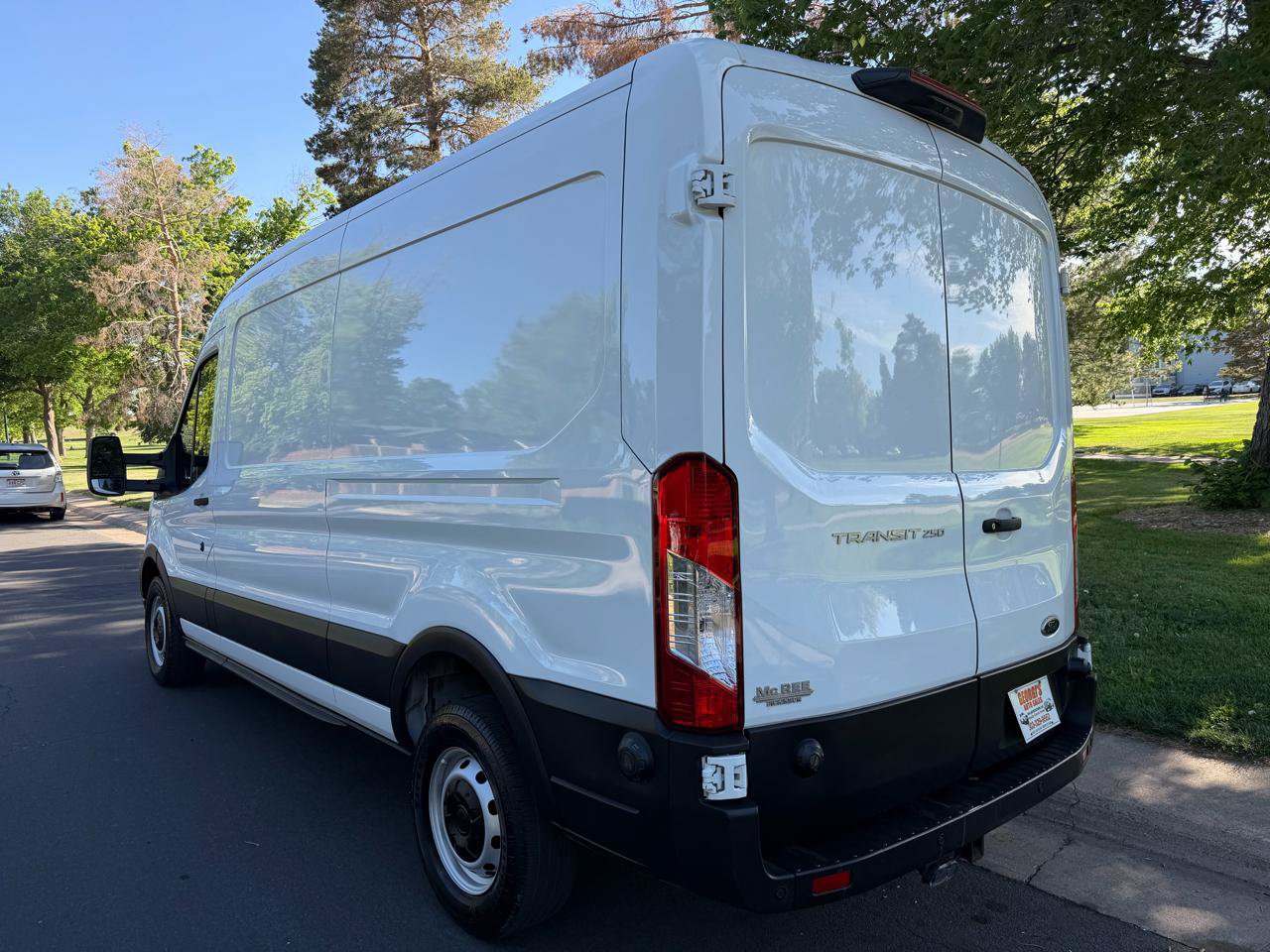 Used 2023 Ford Transit 250 Medium Roof w/ Load Area Protection Package RWD image 3