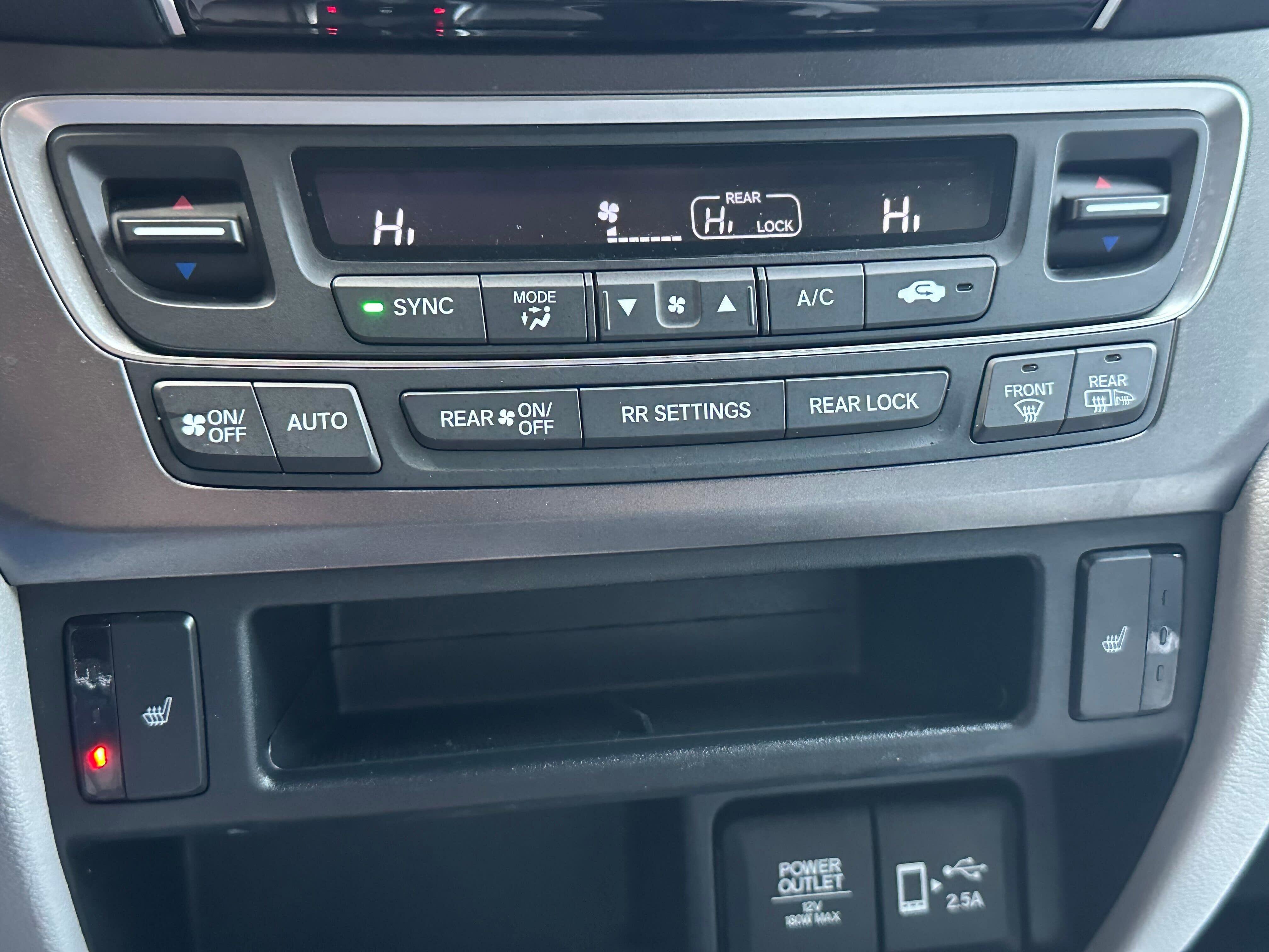 Used 2022 Honda Pilot Special Edition image 28