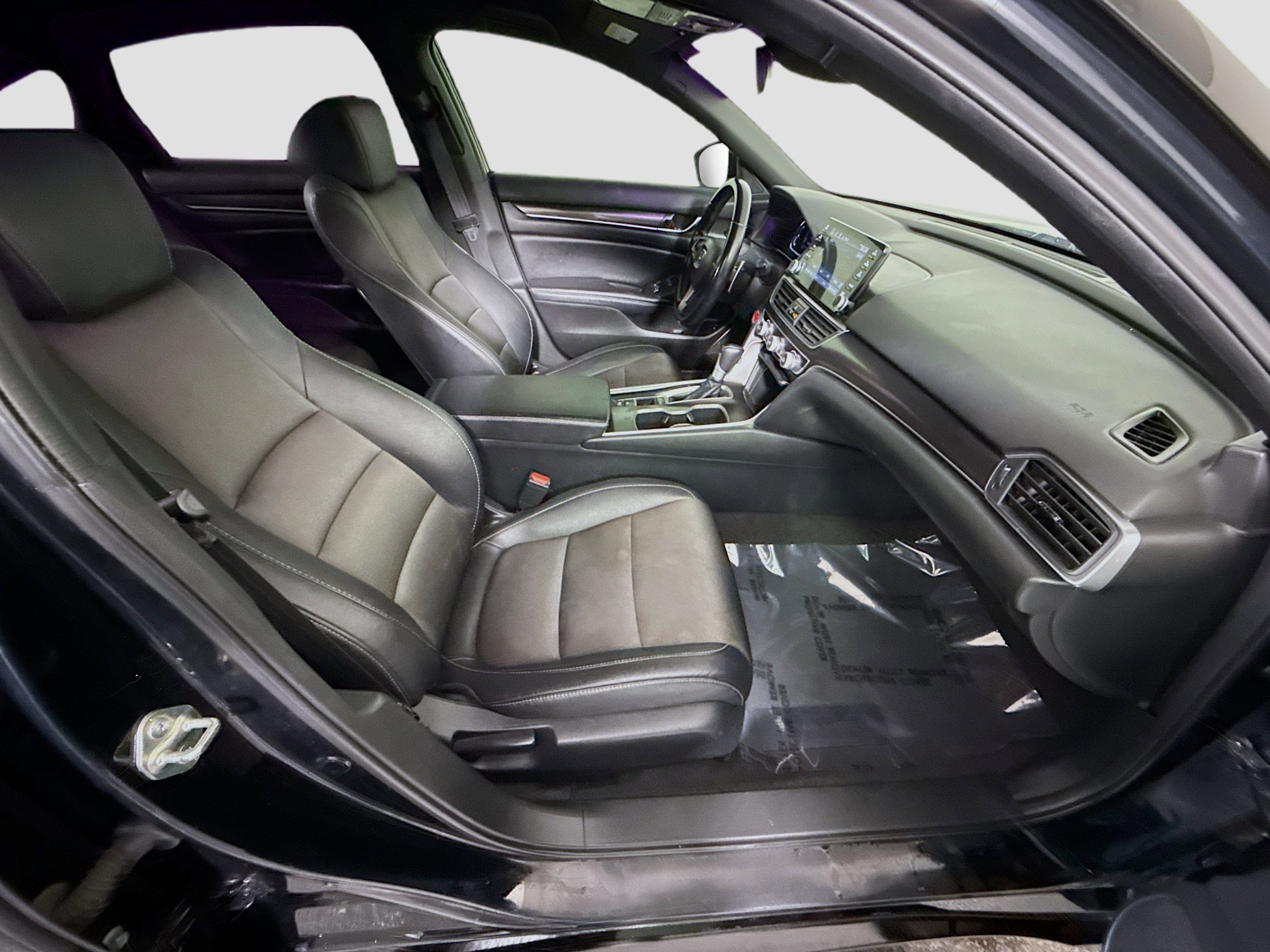 Used 2020 Honda Accord Sport image 29