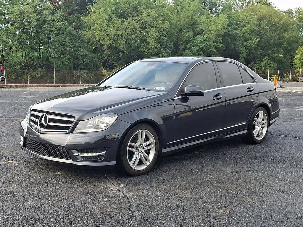 Used 2014 Mercedes-Benz C 300 4MATIC Sedan image 3