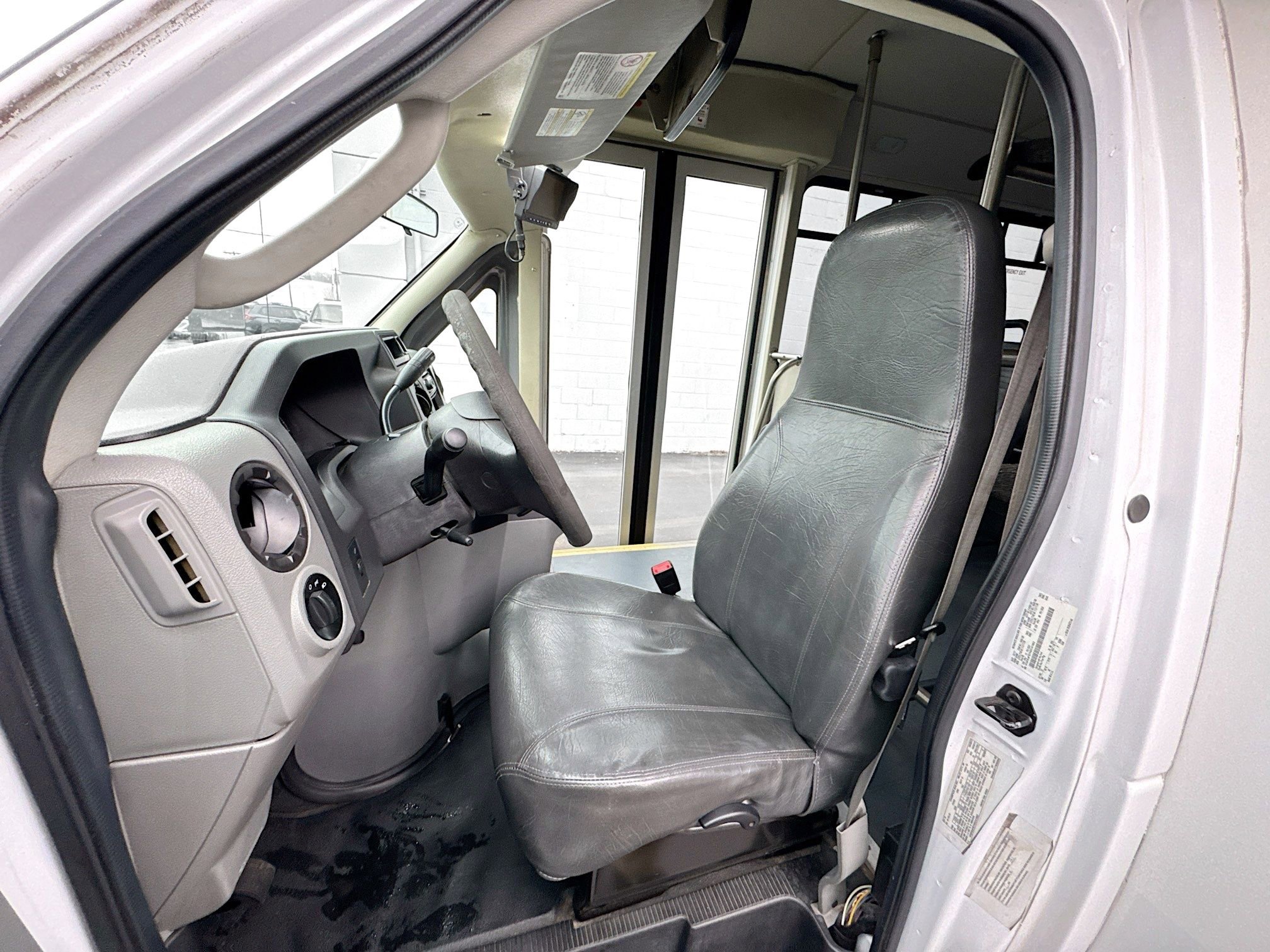 Used 2017 Ford E-450 and Econoline 450 Super Duty w/ Shuttle Bus Prep Package RWD image 11