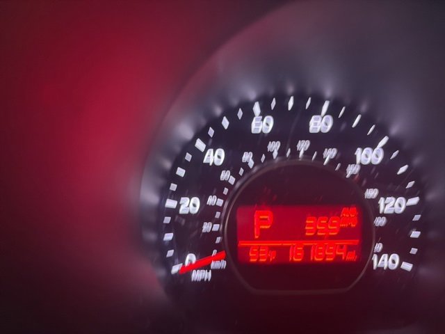 Used 2017 Kia Soul + image 10