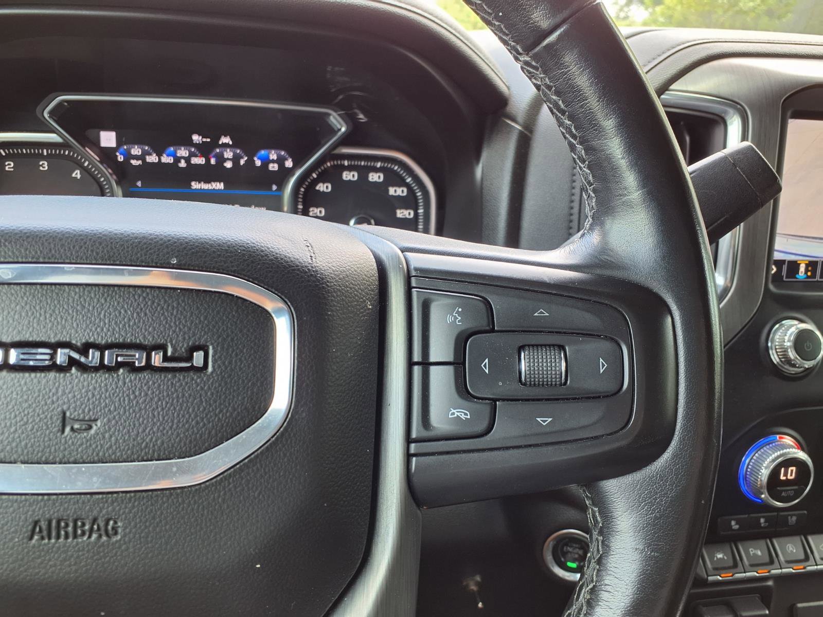 Used 2021 GMC Sierra 1500 Denali w/ Denali Ultimate Package RWD image 31
