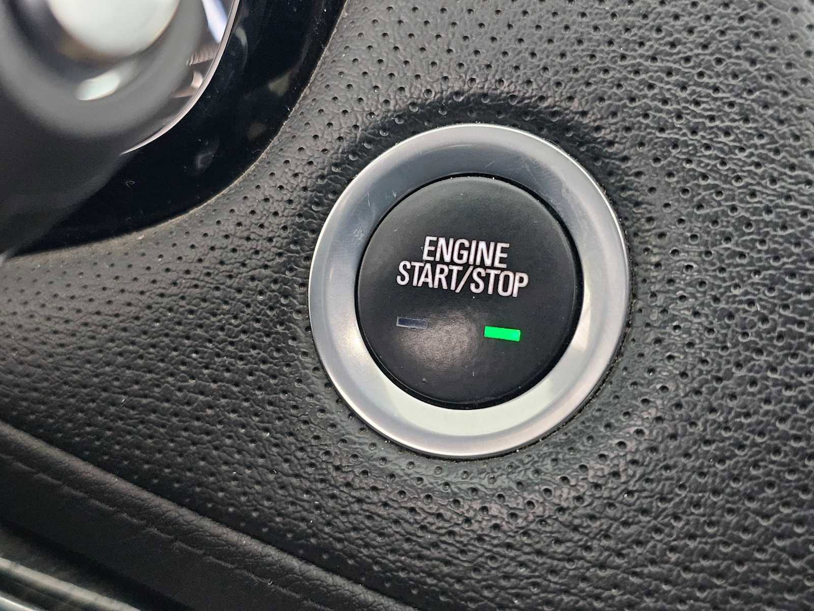 Used 2019 Cadillac XT5 FWD image 29