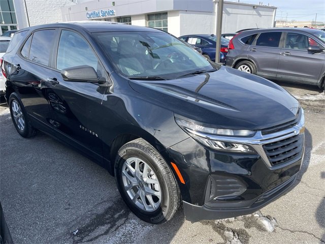 Used 2024 Chevrolet Equinox LS w/ LS Convenience Package image 11