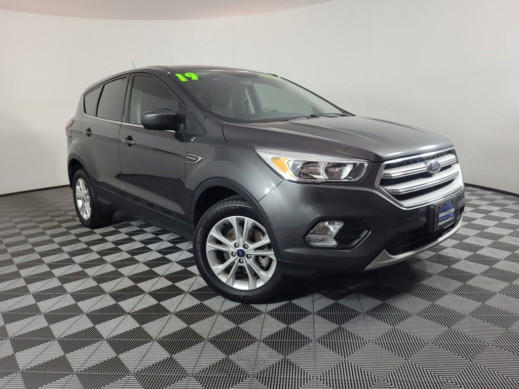 Used 2019 Ford Escape SE