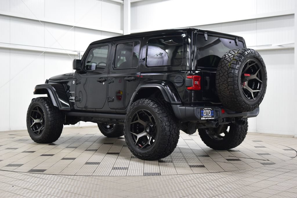 Used 2021 Jeep Wrangler Unlimited Sahara AWD/4WD image 6