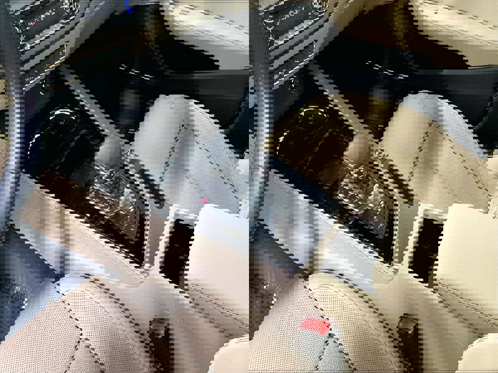 Used 2023 Audi A4 2.0T Premium Plus w/ Premium Plus Package AWD/4WD image 17