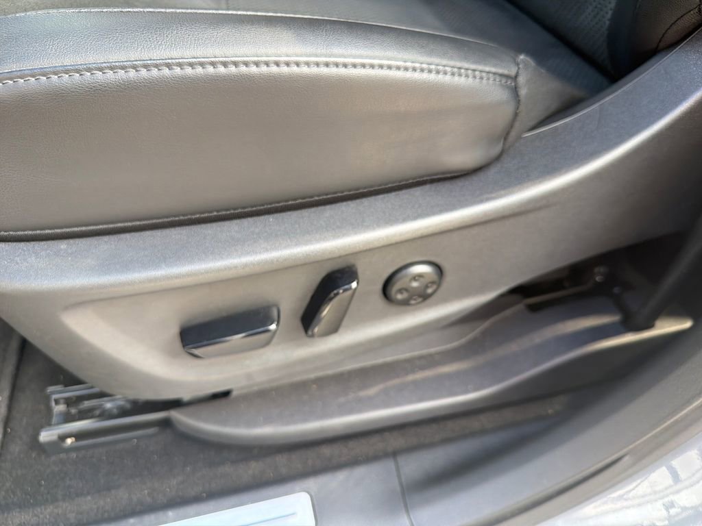 Certified 2024 Nissan Ariya AWD image 15