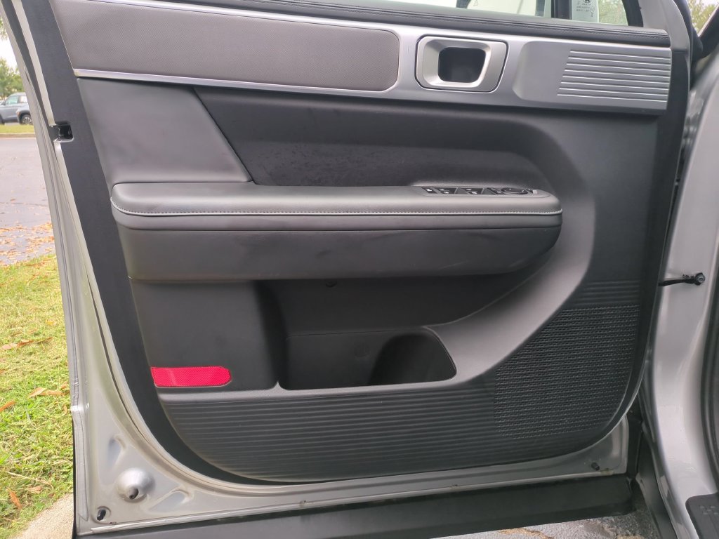 Used 2026 Hyundai Santa Fe SEL FWD image 11