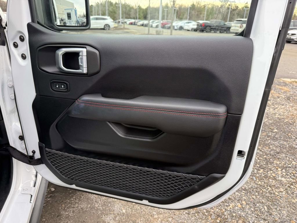 Used 2021 Jeep Wrangler Unlimited Rubicon image 16