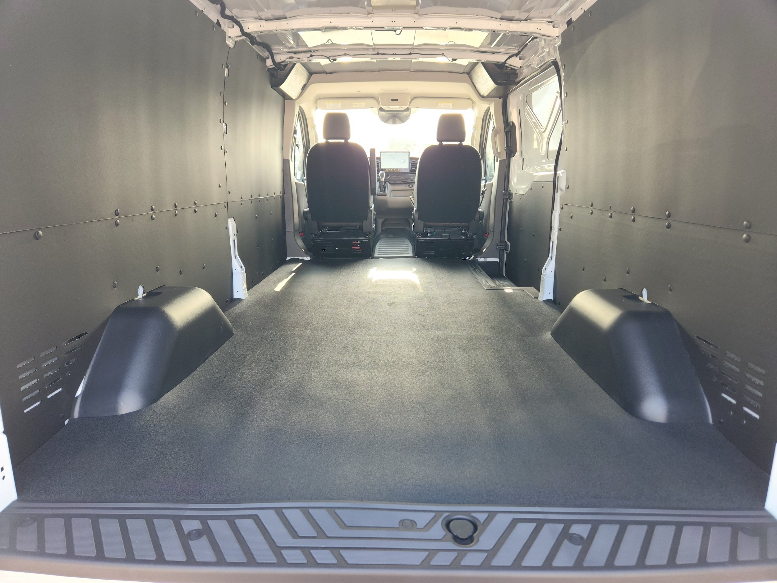 New 2026 Ford Transit 150 Low Roof w/ Load Area Protection Package RWD image 23