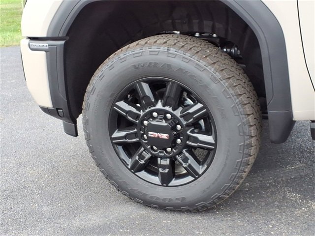 New 2026 GMC Sierra 2500 AT4 w/ AT4 Premium Plus Package image 34