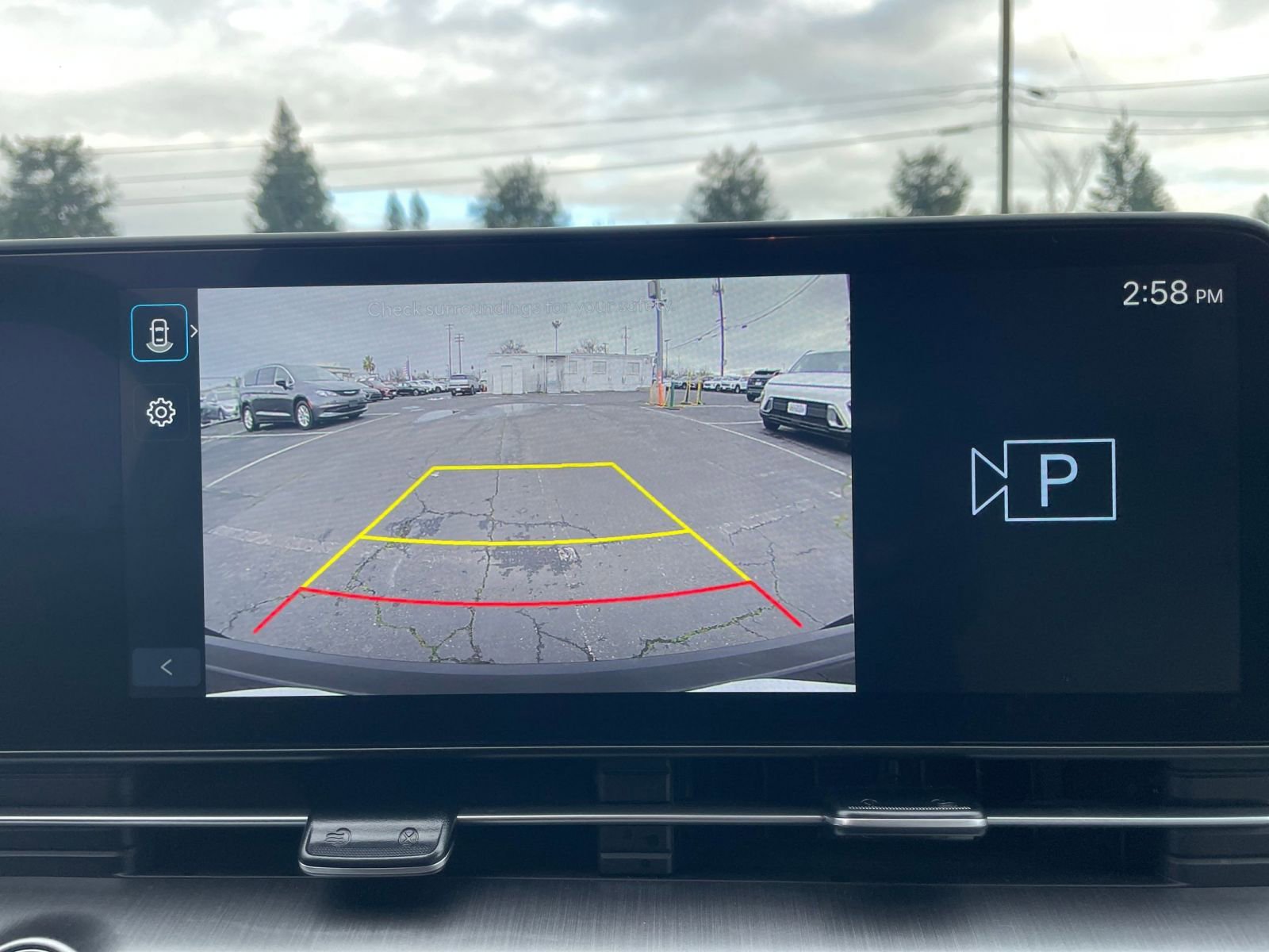 Used 2025 Hyundai Kona SEL image 17