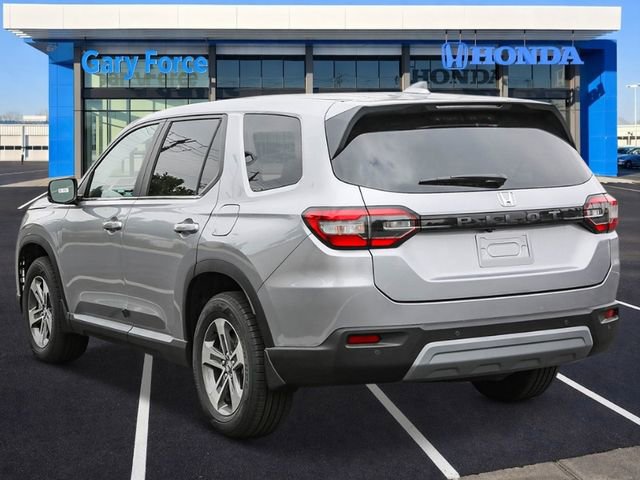 New 2025 Honda Pilot EX-L image 2