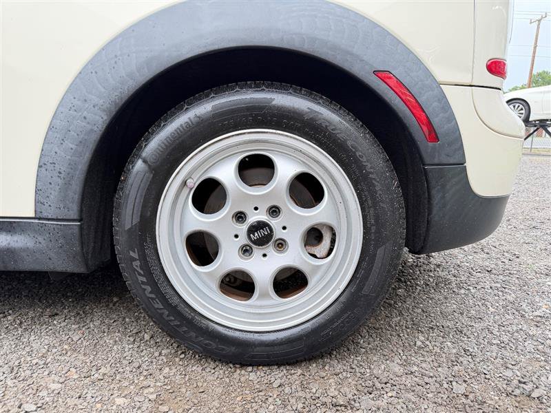 Used 2013 MINI Cooper Clubman FWD image 10