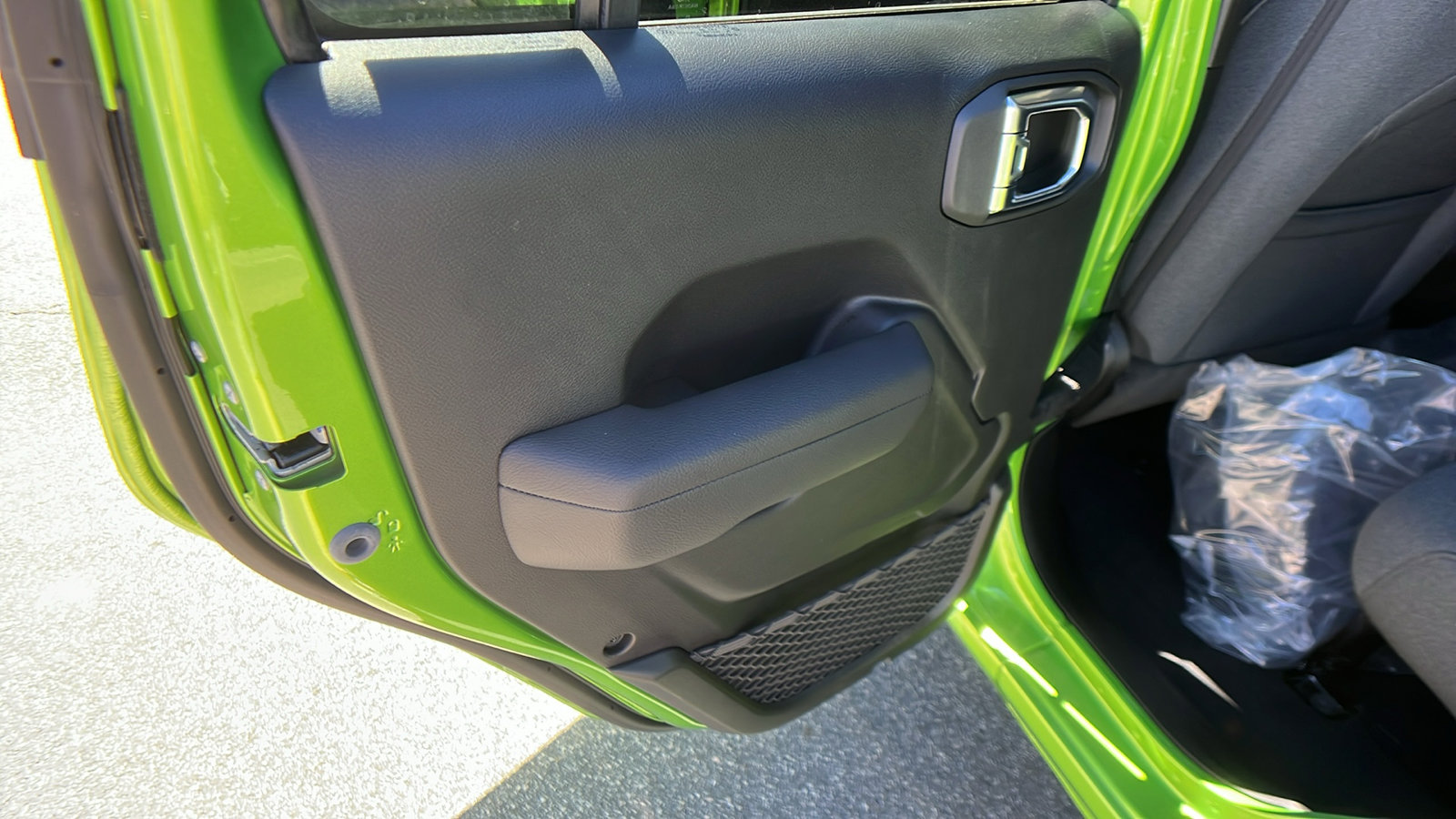 New 2026 Jeep Wrangler Sport S image 18