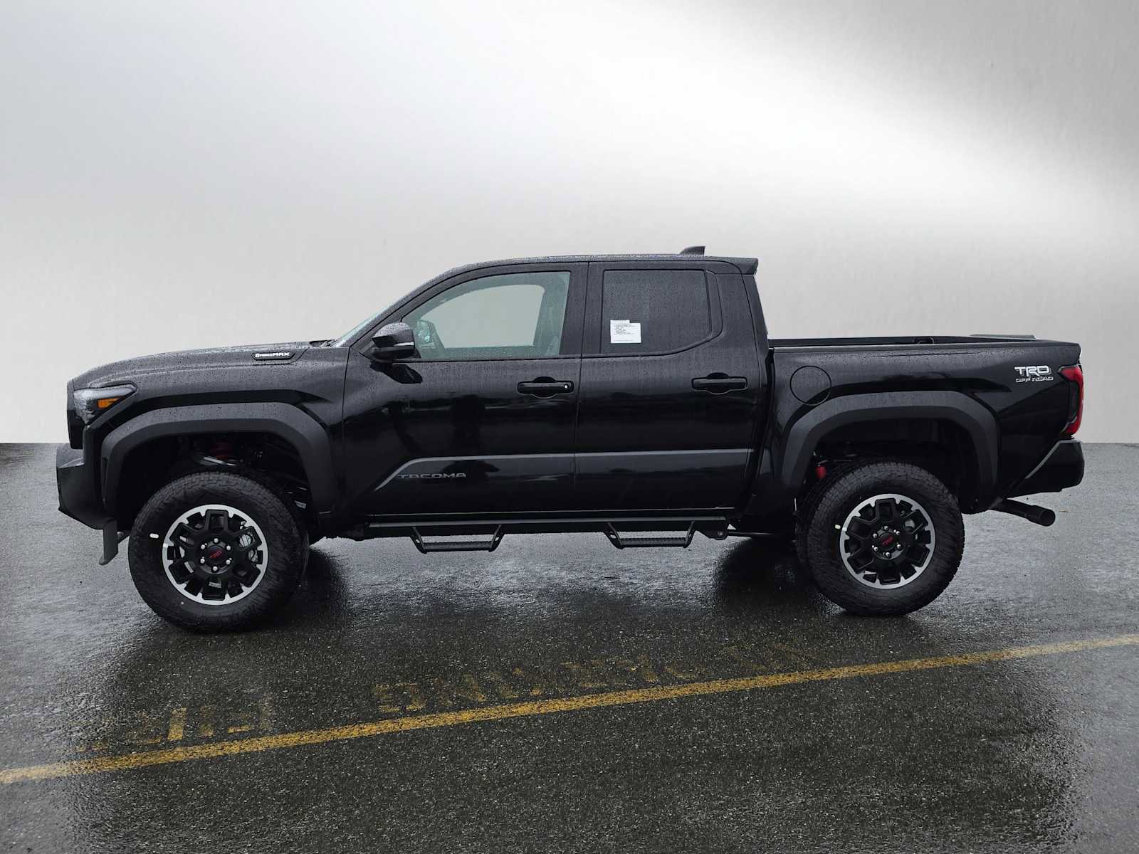 New 2025 Toyota Tacoma TRD Off-Road image 6