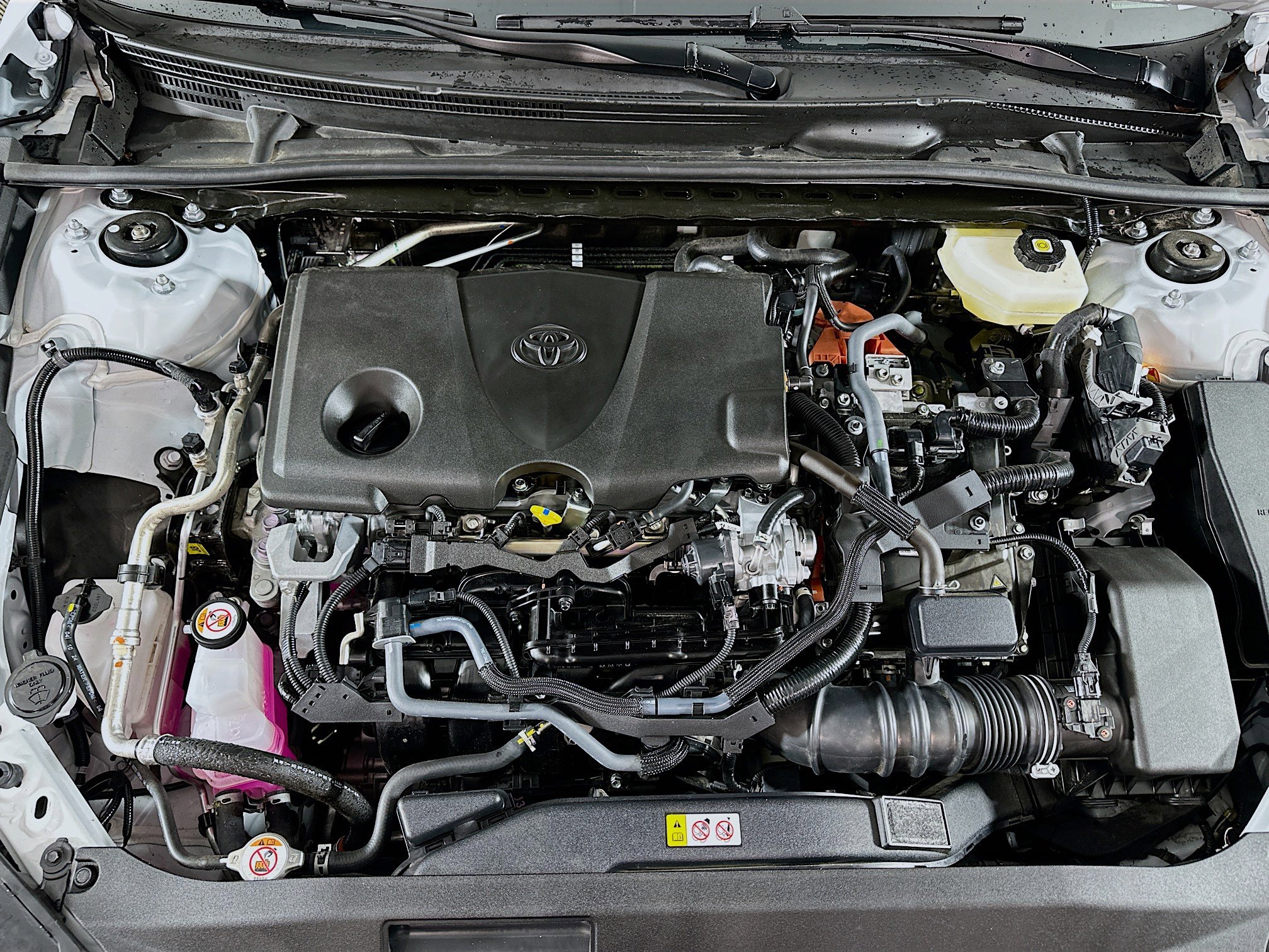 Used 2025 Toyota Camry LE image 32