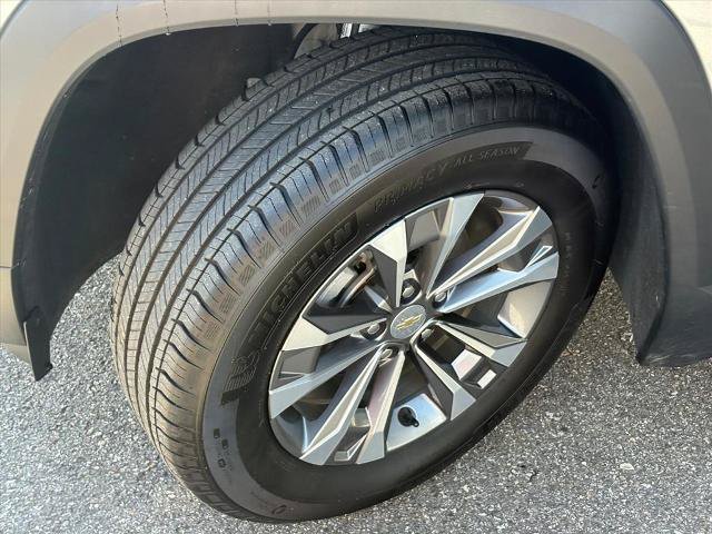 Certified 2025 Chevrolet Equinox LT AWD/4WD image 24