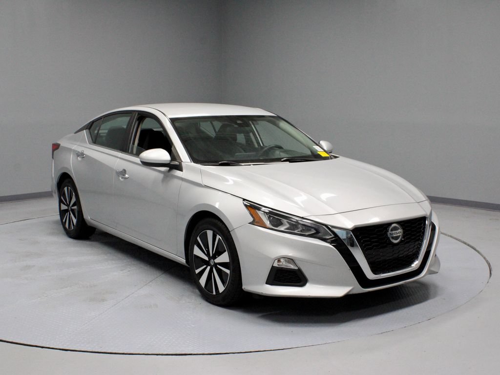 Used 2021 Nissan Altima 2.5 SV