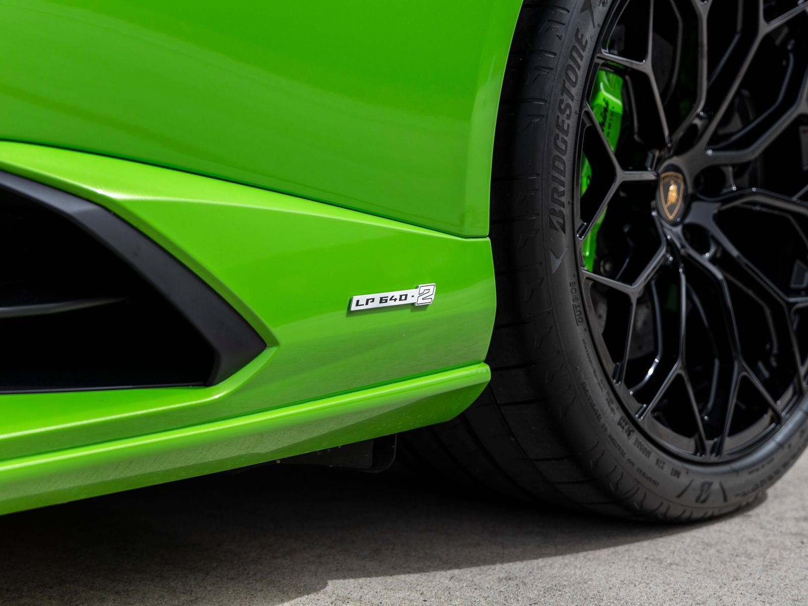 Used 2023 Lamborghini Huracan Tecnica RWD image 18