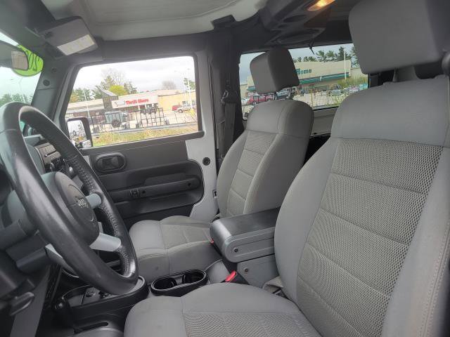 Used 2009 Jeep Wrangler Sahara w/ Dual Top Group image 5