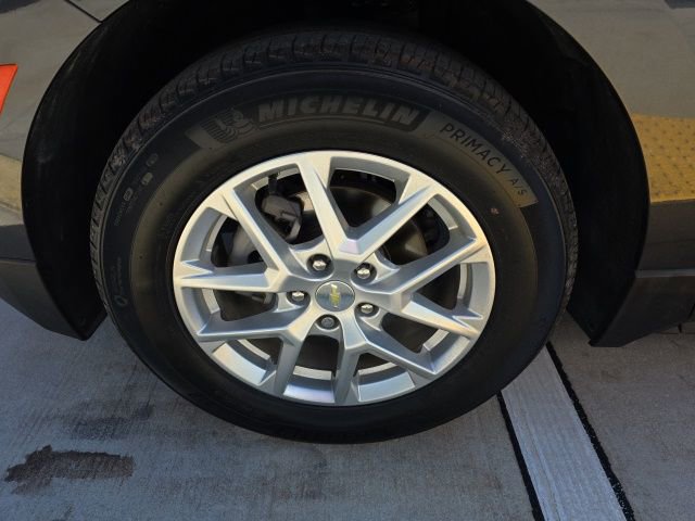 Used 2022 Chevrolet Equinox LS FWD image 10