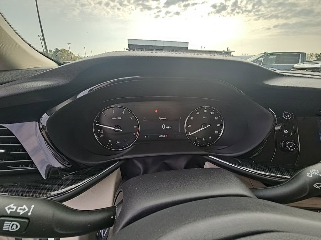 Used 2023 Buick Envision Preferred image 17