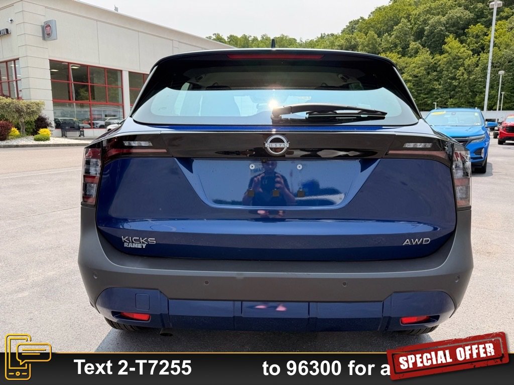 Used 2025 Nissan Kicks S image 7