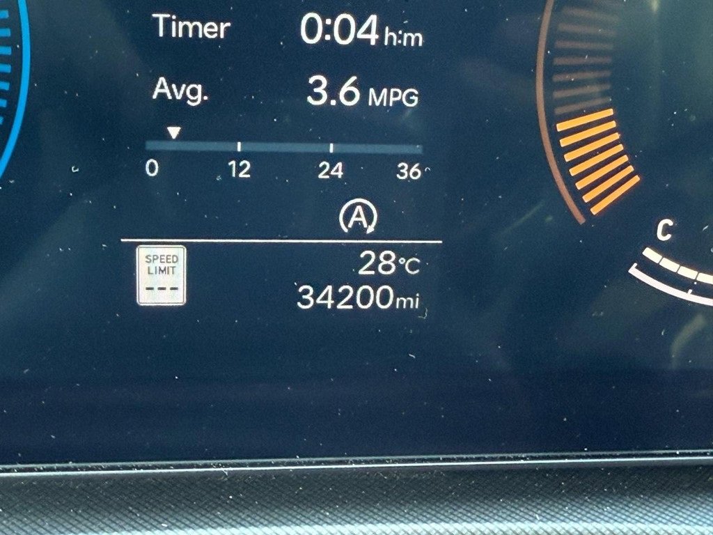 Used 2024 Hyundai Santa Fe SEL image 19