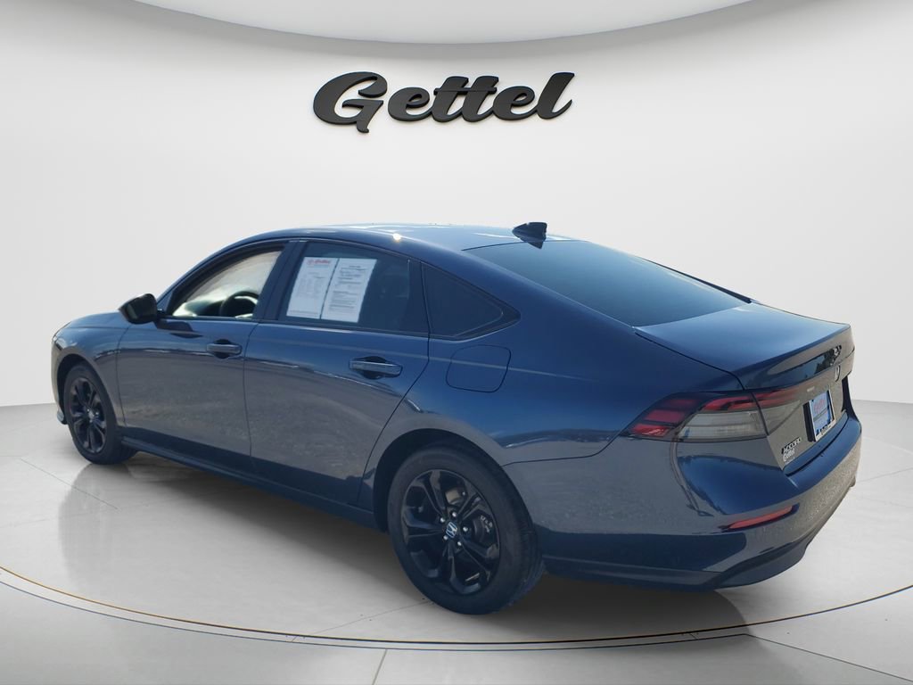 Used 2025 Honda Accord SE image 14